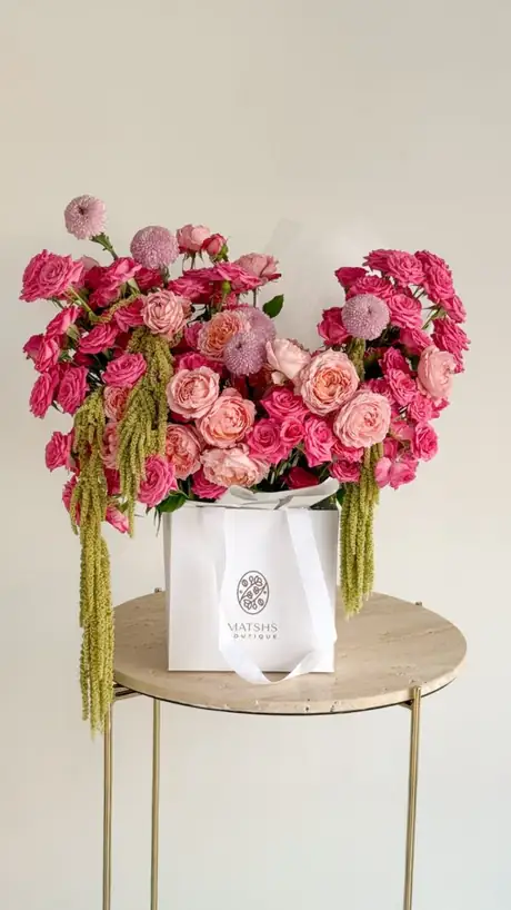 Rosé Cascade, bouquet by Matshs Boutique