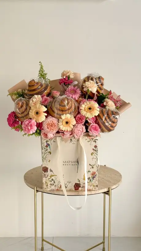 Bloom & Brioche, bouquet by Matshs Boutique