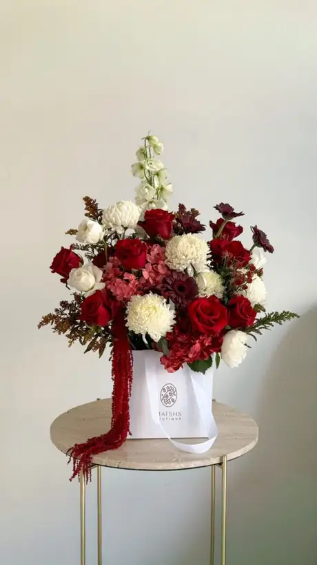 Crimson Royale, bouquet by Matshs Boutique