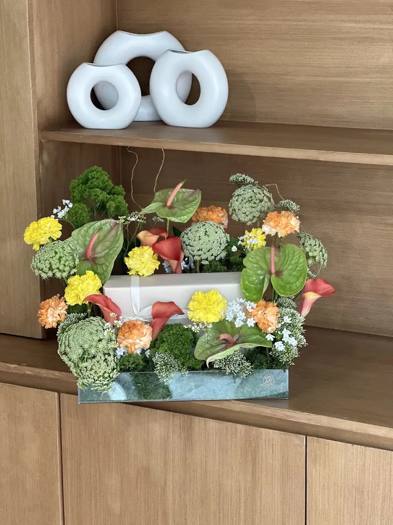 Flower boxes lined up in the boutique
